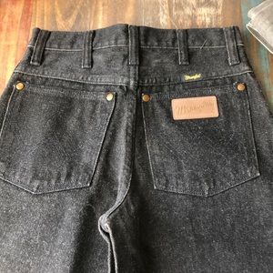 Gently worn Vintage High Rise 13mwz Wranglers